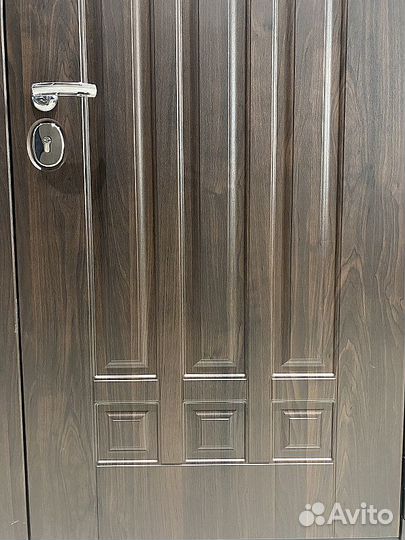 Дверь входная