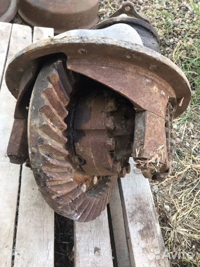 Задний мост газон