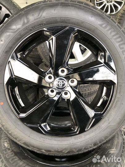 Оригинальные колеса Toyota RAV4 R18