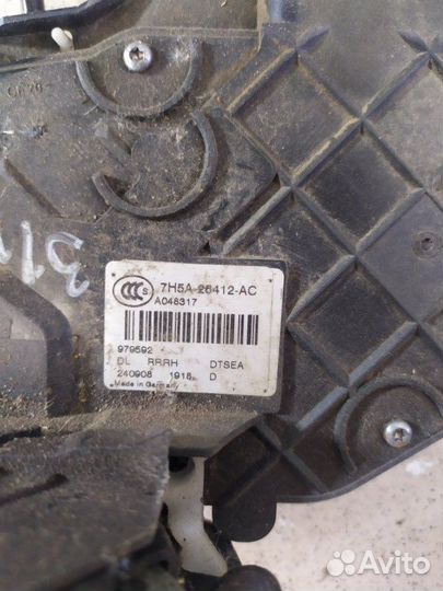 Замок дверной задний правый Land Rover Range Rover