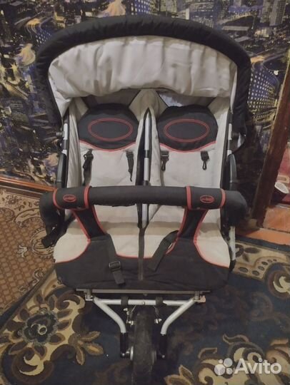 Прогулочная коляска для двойни или погодок