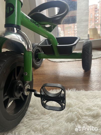 Детский трехколесный велосипед