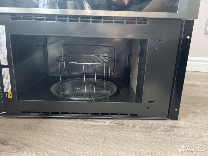 Встр. микровол. печь HotpointAriston на запчасти