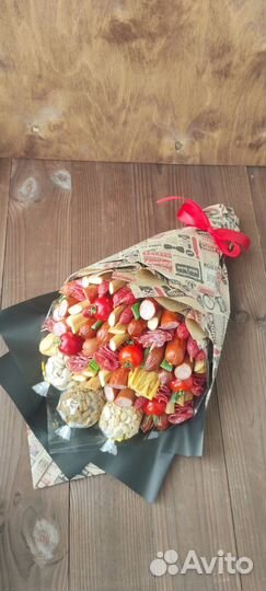 Съедобные букеты для мужчин. Вкусные подарки