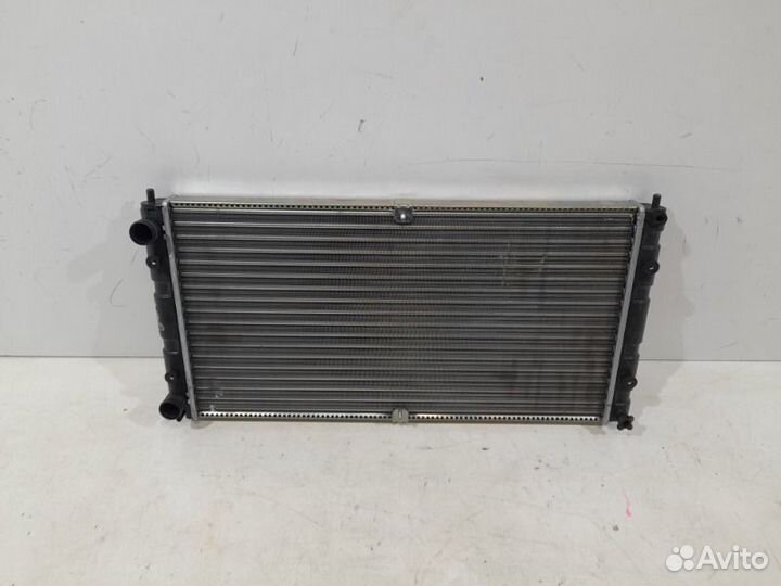 Радиатор охлаждения LADA Niva travel 2018