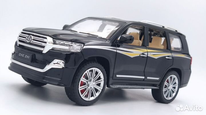 Коллекционные модели, Toyota Land Cruiser 200