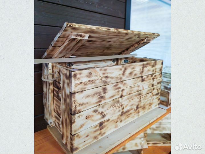 Ящик деревянный с крышкой, сундук