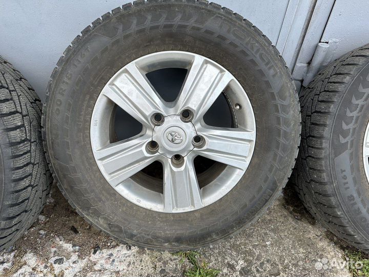 Зимние колеса Toyota Land Cruiser 200 R18 285/60