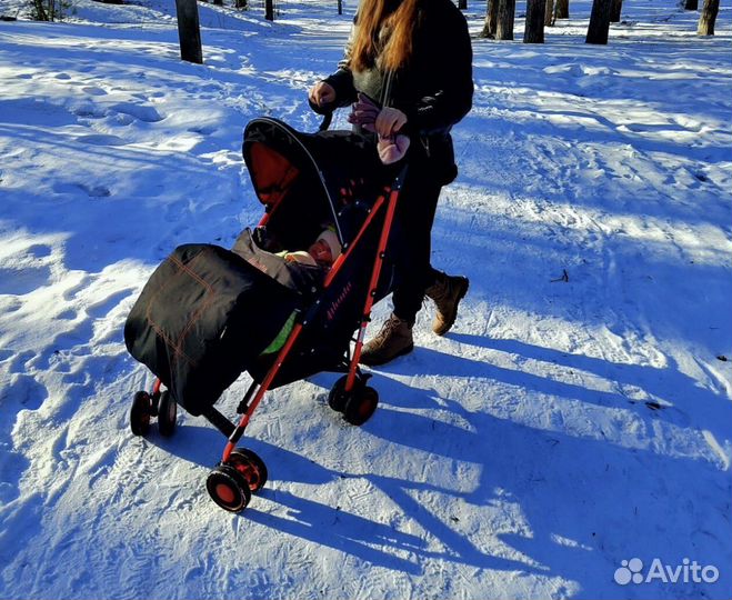 Коляска прогулочная
