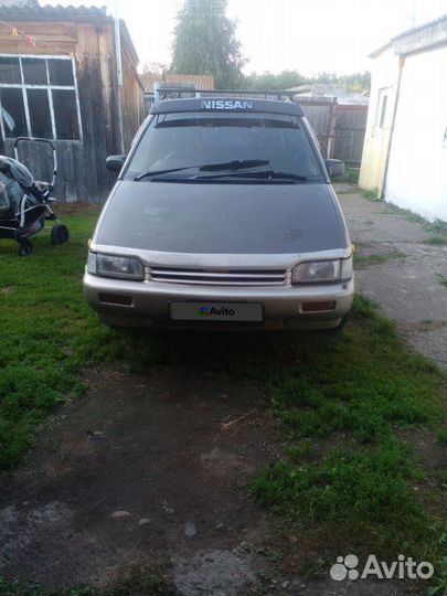 Nissan Prairie 2.0 AT, 1994, 300 000 км