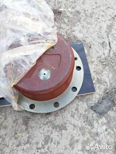 Корпус колесного редуктора New Holland 215B