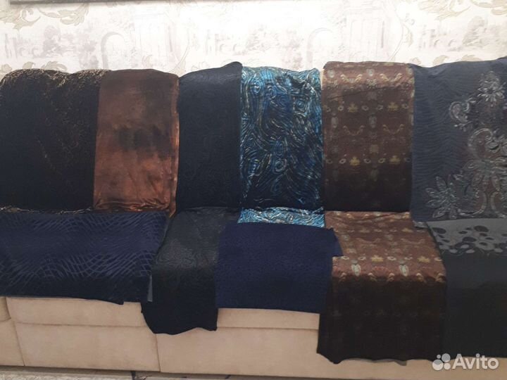 Велюр бархат много