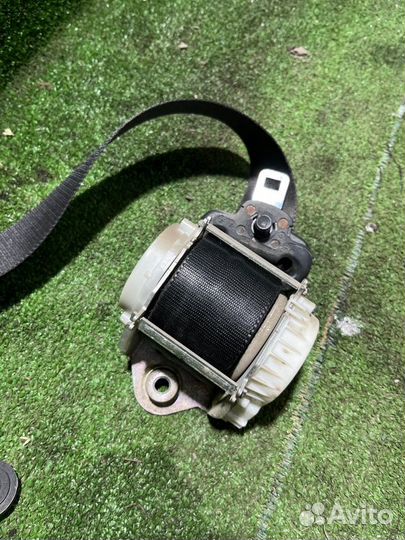 Ремень безопасности передний левый Ford Focus 2