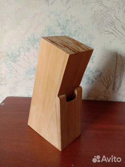 Подставка для кухонных ножей