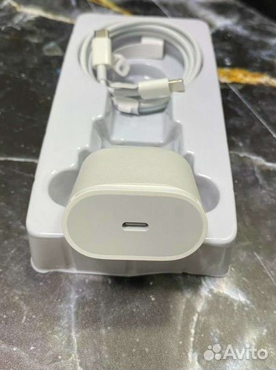 Быстрая зарядка для iPhone 20w