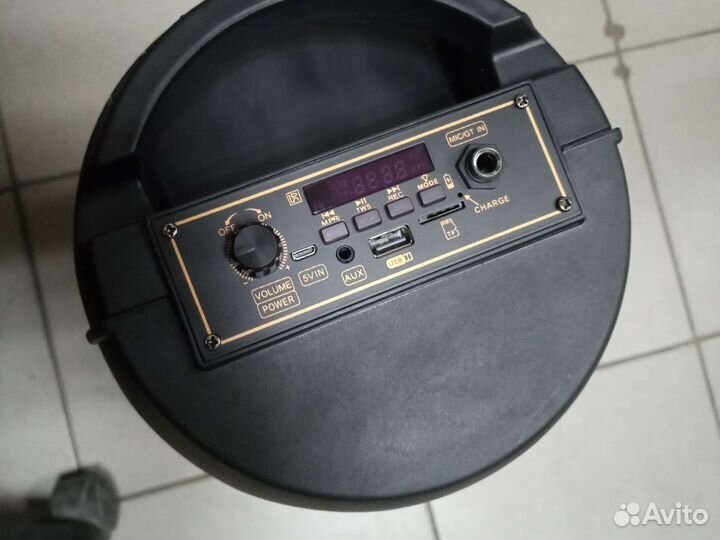 Портативная колонка bluetooth