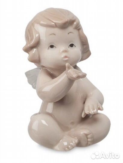 Фарфоровая статуэтка Ангел