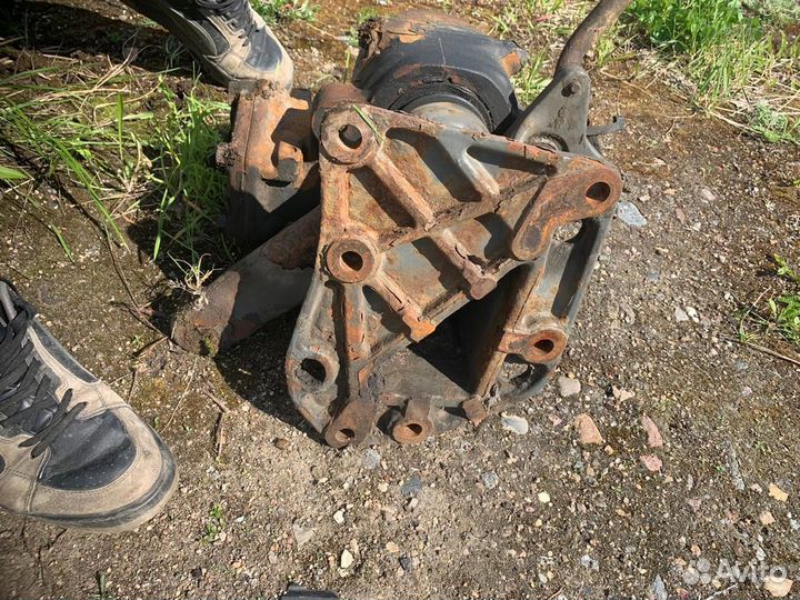 Продам мост volvo fh12