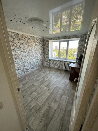 2-к. квартира, 43 м², 9/10 эт.