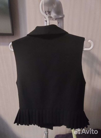 Жилет черный Маленькая леди 140 146