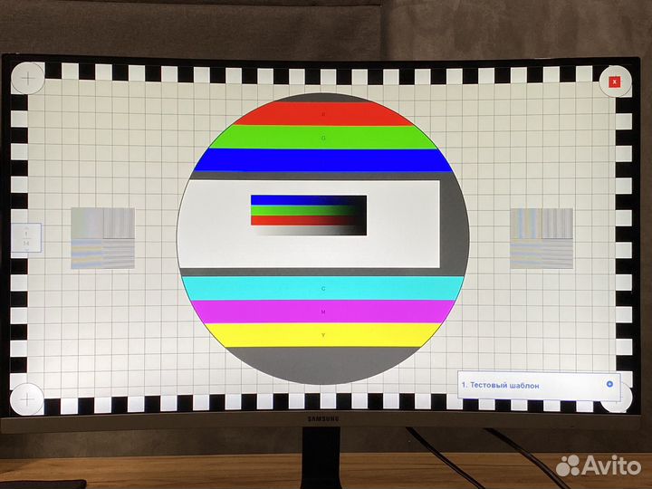 Изогнутый монитор samsung C27R500FHI