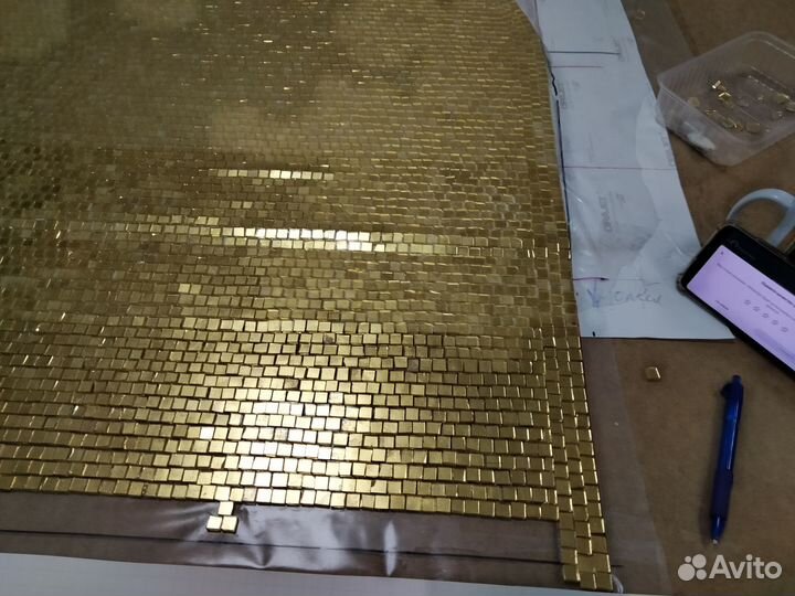 Панно из мозаики, мозаичист