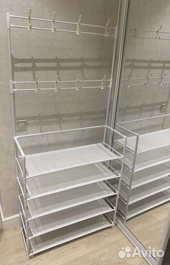 Стеллаж Вешалка