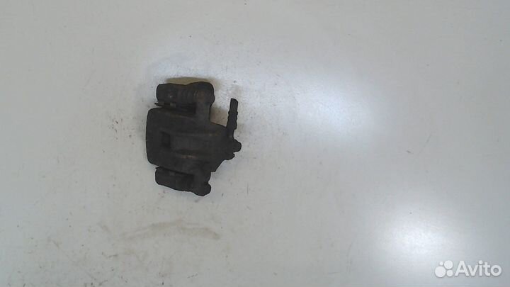 Суппорт Hyundai Santa Fe, 2003