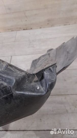 Подкрылок передний левый Renault Duster С 2010 По