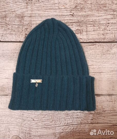 Комплект(шапка, манишка,перчатки, варежки)