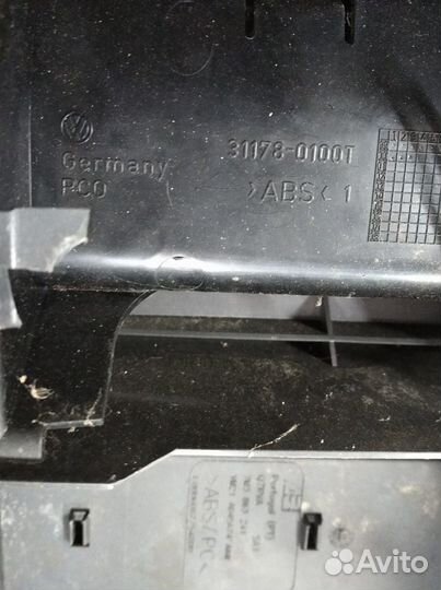 Консоль Фольксваген Шаран