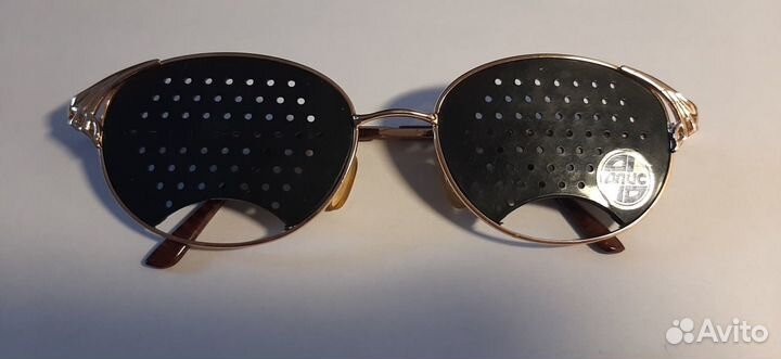 Очки с перфорацией, для коррекции зрения