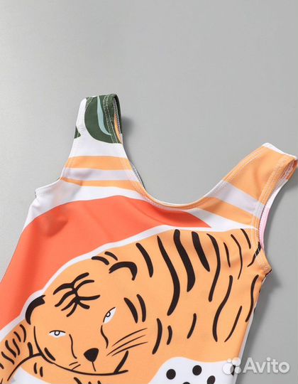 Купальник для девочки слитный новый