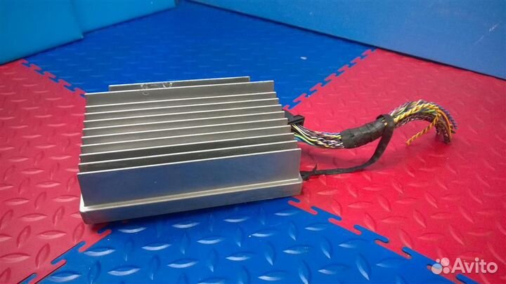 Усилитель акустической системы BMW X3 F25