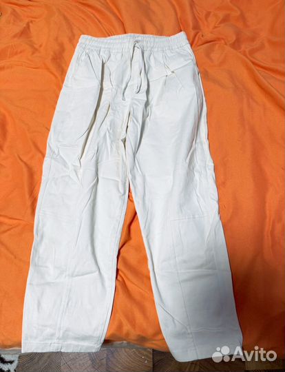 Брюки бежевые