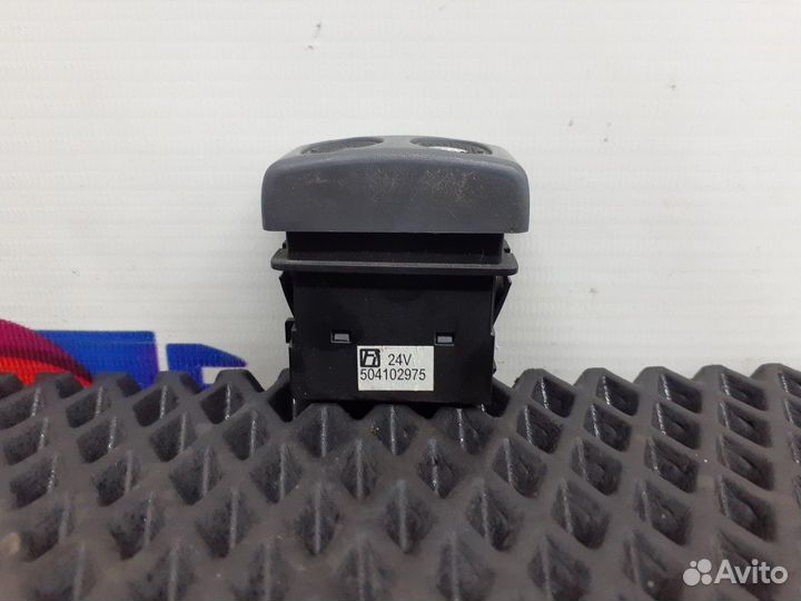 Кнопка включения света Iveco Stralis