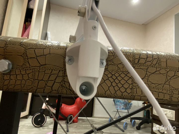 Лампа на струбцине