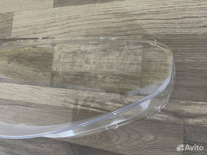 Стекло фары левой на Volvo S80, Volvo Xc70 06-16г