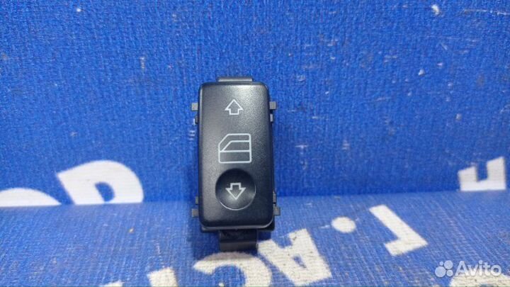 Кнопка стеклоподъемника Mercedes-Benz W220 седан