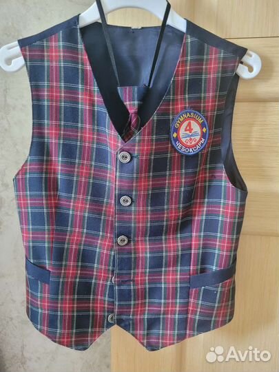 Жилетка для мальчика школьная 134