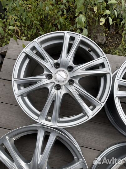 Литые диски R17 5/114,3 Exceeder