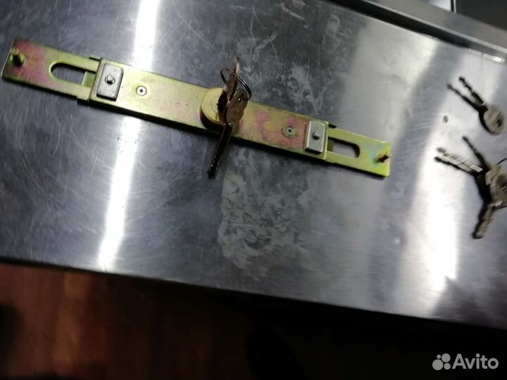 Замок для штор рольставни