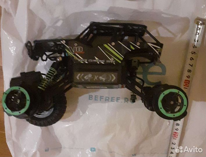 Радиоуправляемая машина 4 на 4 на запчасти