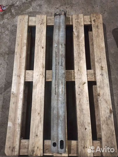 Усилитель переднего бампера Nissan Murano Z50