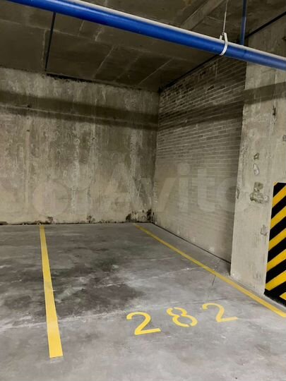 Машиноместо, 13 м²