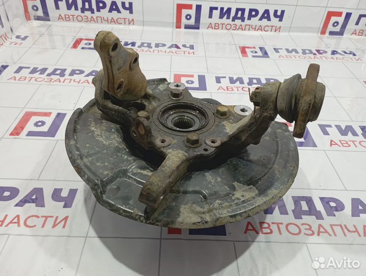 Кулак поворотный передний левый Mitsubishi Pajero (V90) 3870A021