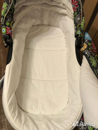 Продам коляску 3 в 1