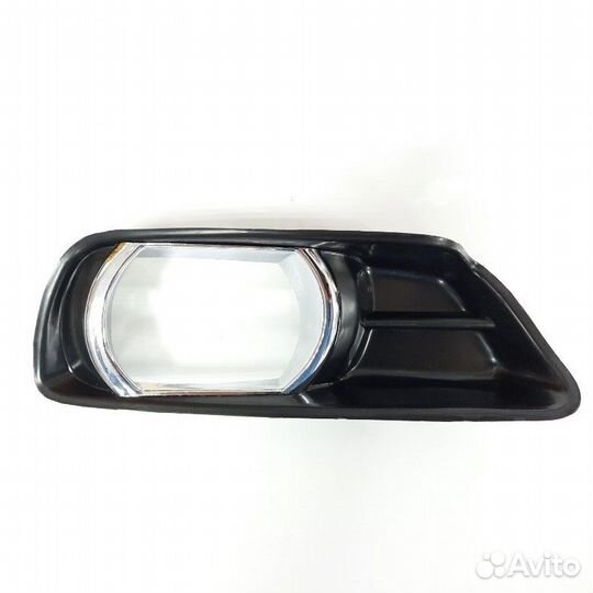 Накладка противотуманной фары передняя правая