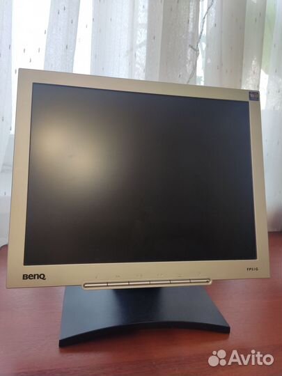 Монитор benq FP51G