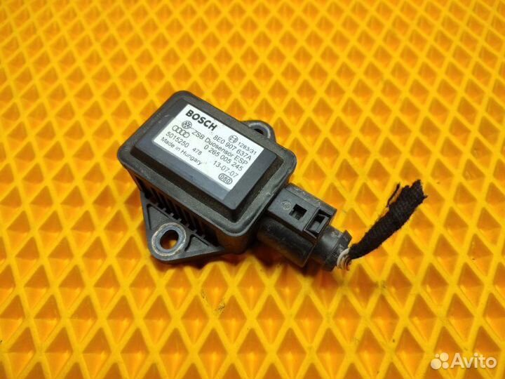 Датчик ускорения Audi A8 D3 4.2 2007